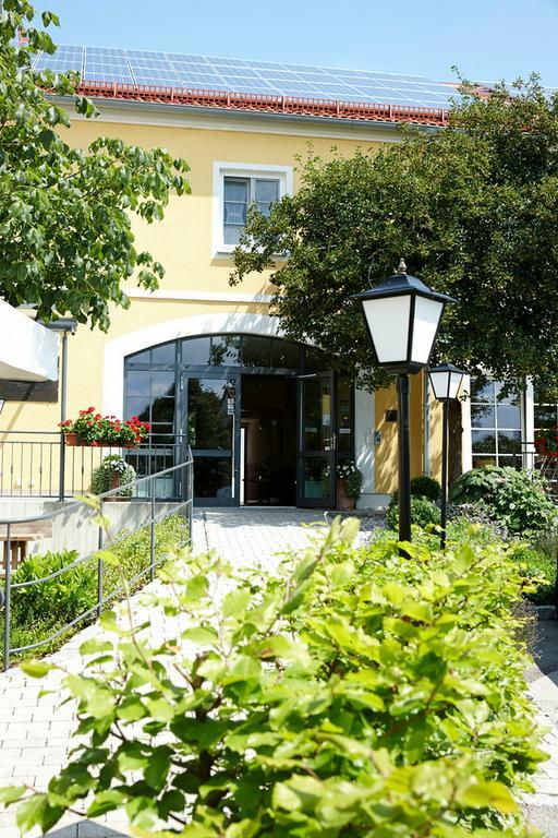 Hotel Eberl Hattenhofen  Esterno foto