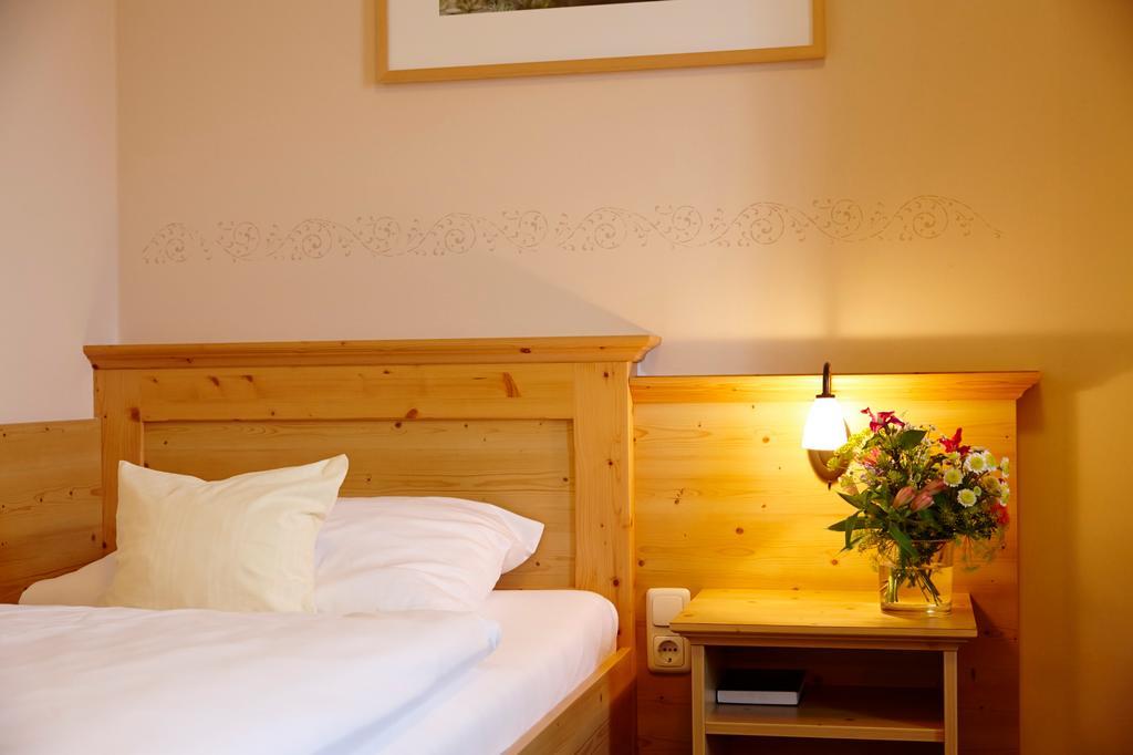 Hotel Eberl Hattenhofen  Esterno foto