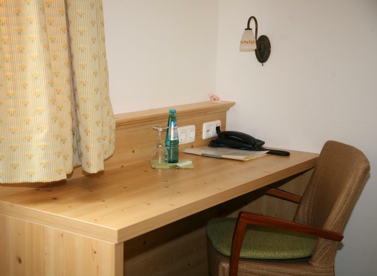 Hotel Eberl Hattenhofen  Esterno foto